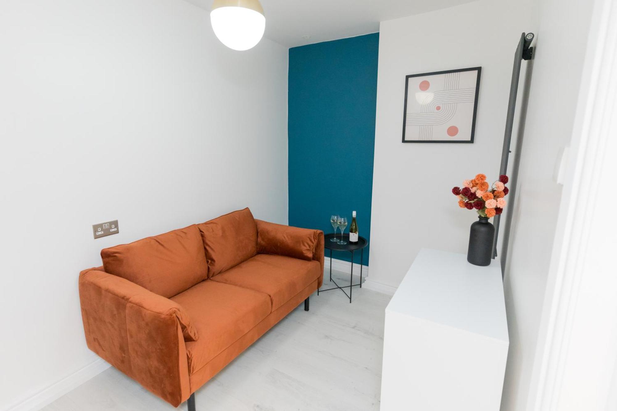 Luxurious 2 Bed Birmingham House Free Parking - Sleeps 6 Appartement Buitenkant foto