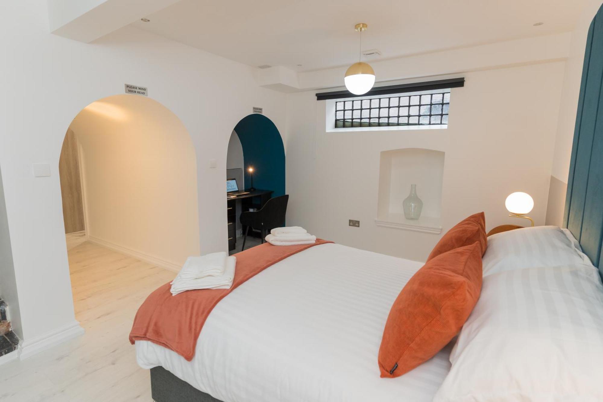 Luxurious 2 Bed Birmingham House Free Parking - Sleeps 6 Appartement Buitenkant foto